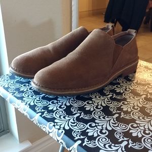 Men’s Ugg Suede slip on shoes.